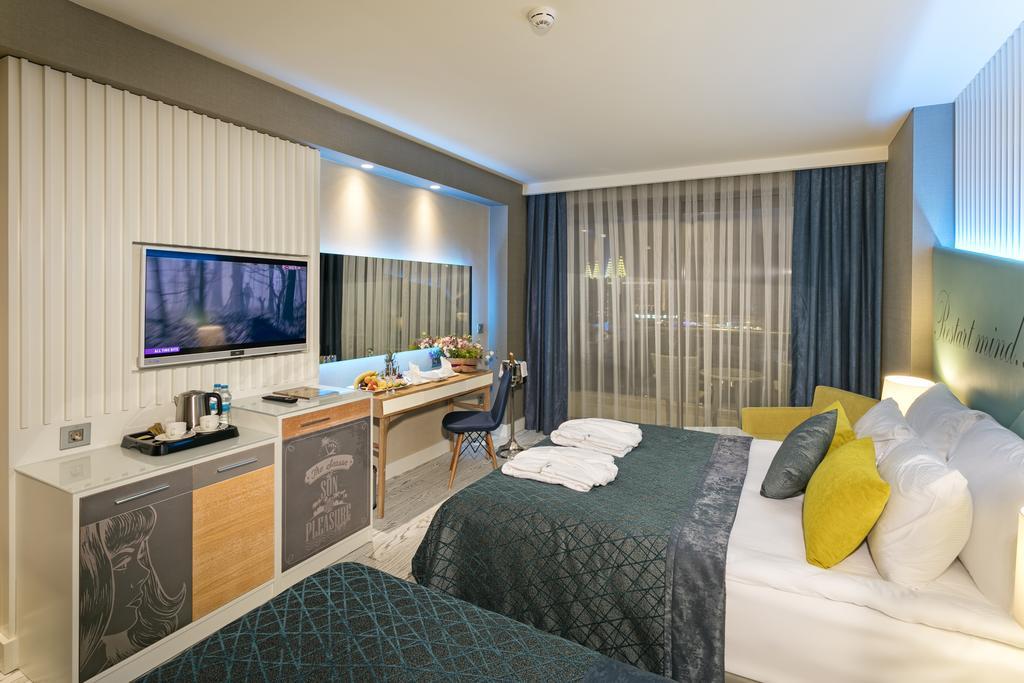 Otel Wind Of Lara & 5*